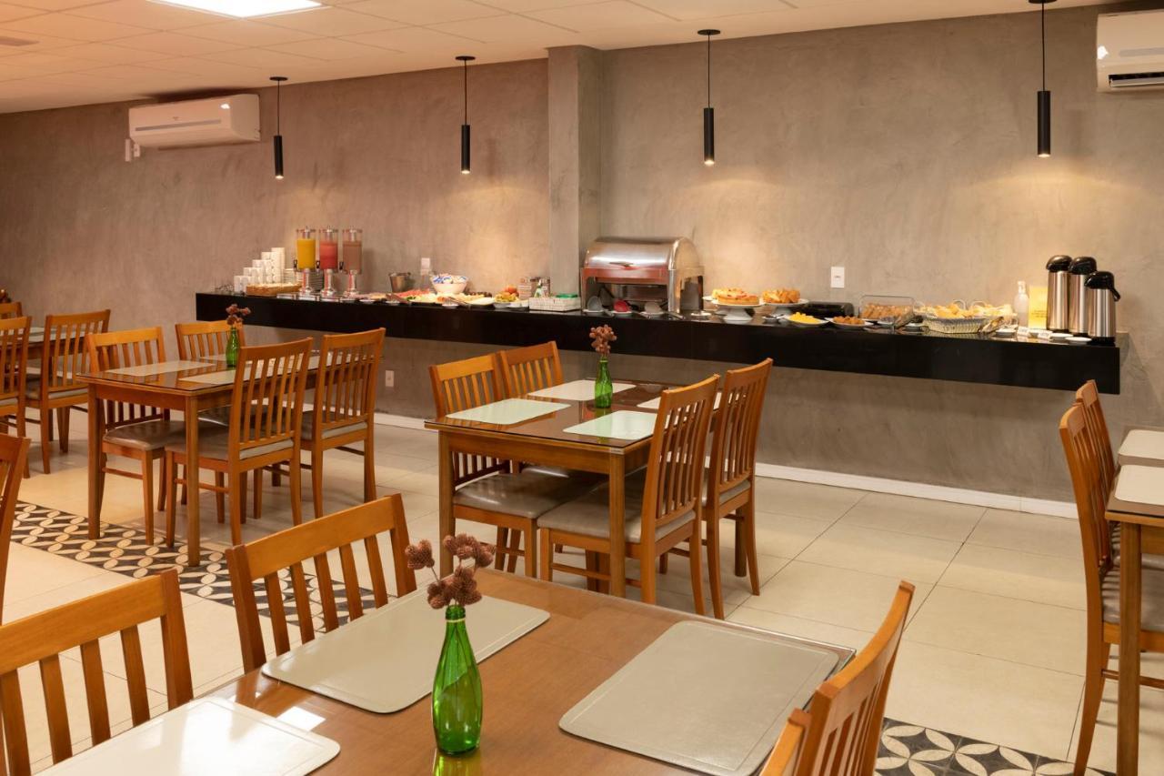 Hotel Leste 3*
