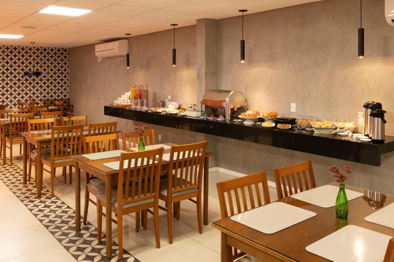 Hotel Leste