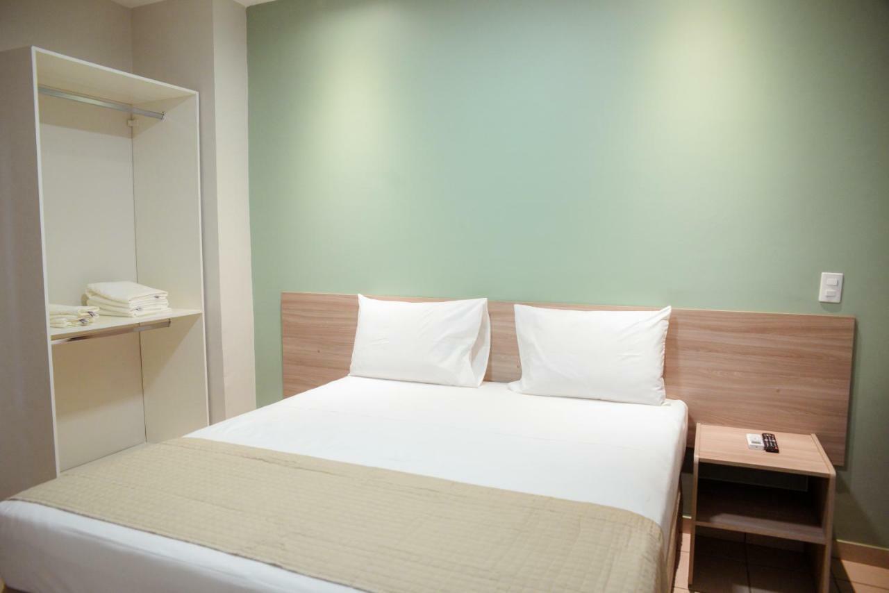 Leste Hotel